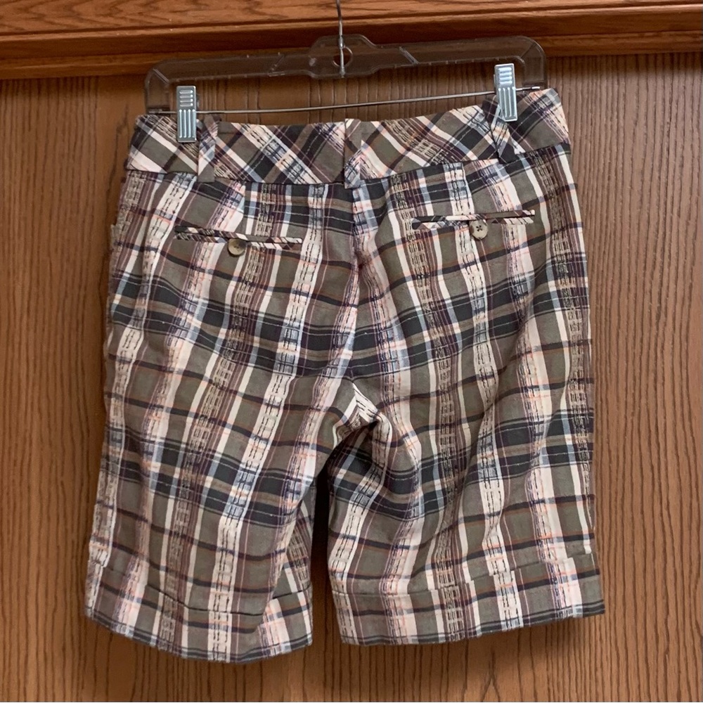 Trina Turk shorts - Picture 2 of 5